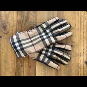 Burberry Classic Check & Leather Gloves